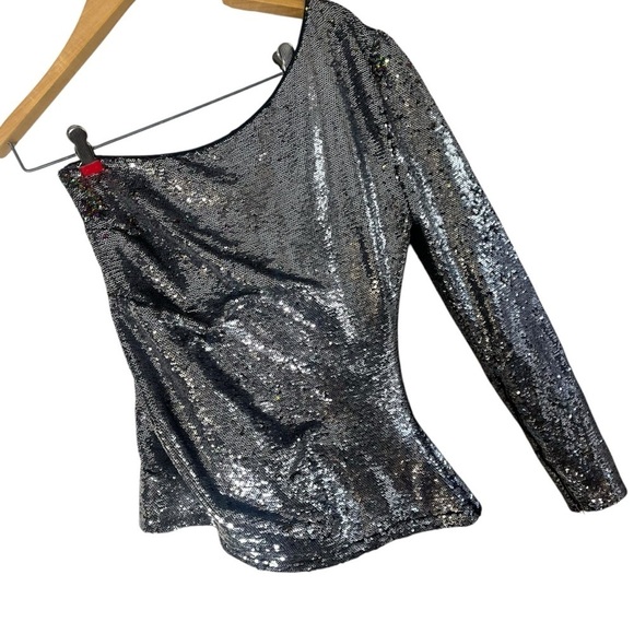 MAJE Loinita Argent Metallic Sequined One Shoulder Top - Picture 5 of 13